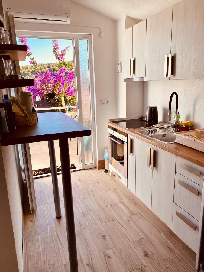 Apartment Elena Donji Okrug Exterior foto
